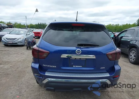 2017 Nissan Pathfinder S z USA, uszkodzony, nr VIN 5N1DR2MM7HC690299